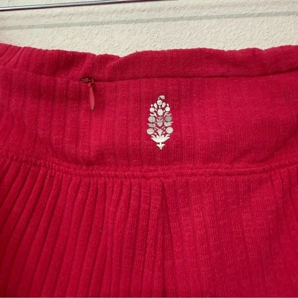 Free People Movement Can't Handle This Shorts Pink, Size Medium - Picture 7 of 12
